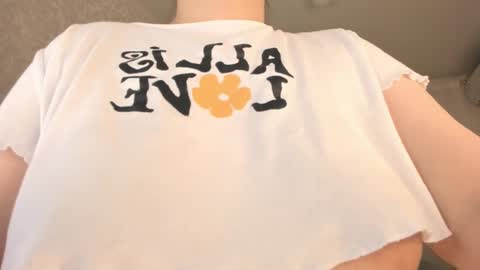 Snapshot of cherry_misaki chatting on March 12, 10:17 pm misaki  online show from March 12, 10:17 pm