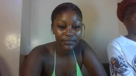 Snapshot of cherry_muffinn chatting on October 29, 5:53 am Goddess online show from October 29, 5:53 am