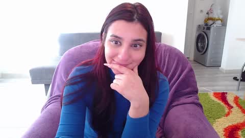 Snapshot of cherry_pie95 chatting on January 8, 11:32 am Sherry online show from January 8, 11:32 am