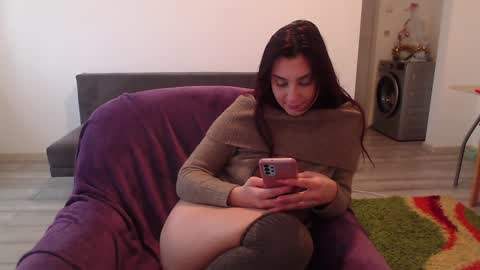 Snapshot of cherry_pie95 chatting on January 13, 7:54 am Sherry online show from January 13, 7:54 am