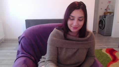 Snapshot of cherry_pie95 chatting on January 16, 7:17 am Sherry online show from January 16, 7:17 am