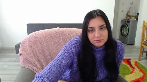 Snapshot of cherry_pie95 chatting on February 6, 7:13 am Sherry online show from February 6, 7:13 am