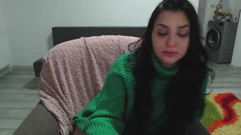 Snapshot of cherry_pie95 chatting on February 11, 2:57 am Sherry online show from February 11, 2:57 am