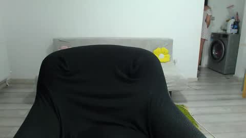 Snapshot of cherry_pie95 chatting on September 15, 2:11 am Sherry online show from September 15, 2:11 am
