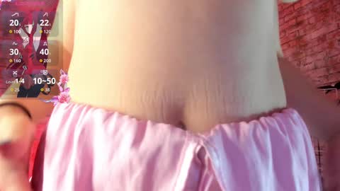 Snapshot of cherry_xoxx chatting on September 25, 11:14 am online show from September 25, 11:14 am