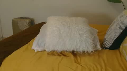 Snapshot of cherrybabexx chatting on December 24, 2:22 pm Cherrybabe online show from December 24, 2:22 pm