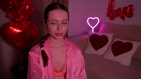 Snapshot of cherryblossom224 chatting on February 20, 1:24 am Alisha online show from February 20, 1:24 am