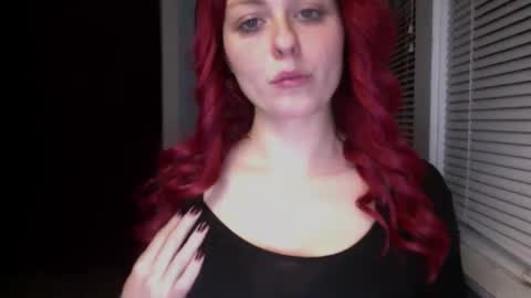 cherryblushxo online show from February 6, 5:35 am
