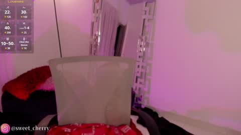 Snapshot of cherryboobss chatting on January 26, 4:41 am CHERRY online show from January 26, 4:41 am