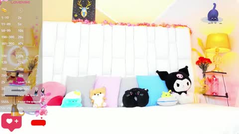 Snapshot of cherryboom23 chatting on December 4, 7:11 pm Samy Perez online show from December 4, 7:11 pm