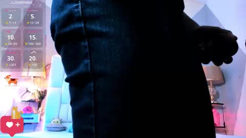 Snapshot of cherryboom23 chatting on December 20, 7:10 pm Samy Perez online show from December 20, 7:10 pm