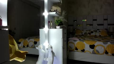 Snapshot of cherryfox88 chatting on September 14, 12:21 am Independent Cherry fox online show from September 14, 12:21 am