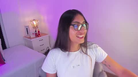 Snapshot of cherrylady2 chatting on October 23, 1:32 pm Cherry online show from October 23, 1:32 pm