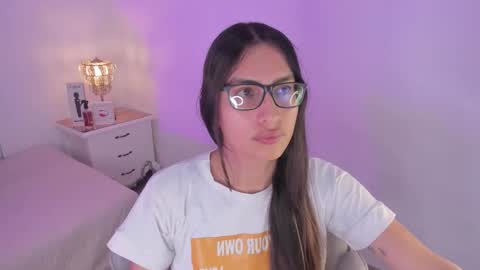 Snapshot of cherrylady2 chatting on November 14, 1:43 pm Cherry online show from November 14, 1:43 pm