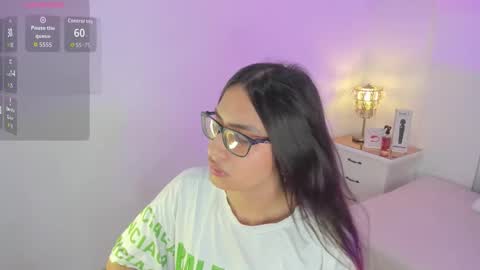 Snapshot of cherrylady2 chatting on November 28, 11:57 am Cherry online show from November 28, 11:57 am