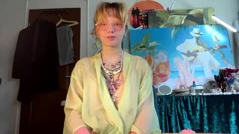 Nika online show from May 3, 12:33 pm