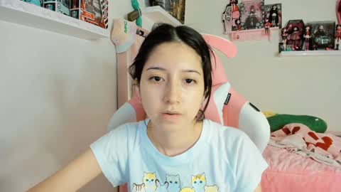 Snapshot of cherrymafer666 chatting on December 26, 1:29 am cherrycute666 online show from December 26, 1:29 am