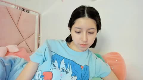 Snapshot of cherrymafer666 chatting on December 28, 3:37 am cherrycute666 online show from December 28, 3:37 am