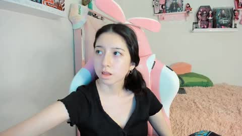 Snapshot of cherrymafer666 chatting on January 12, 12:07 am cherrycute666 online show from January 12, 12:07 am