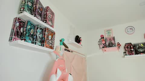 Snapshot of cherrymafer666 chatting on January 18, 8:31 am cherrycute666 online show from January 18, 8:31 am