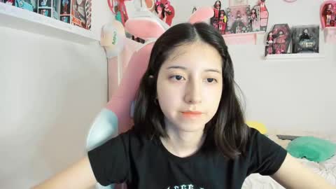 Snapshot of cherrymafer666 chatting on February 14, 1:45 am cherrycute666 online show from February 14, 1:45 am