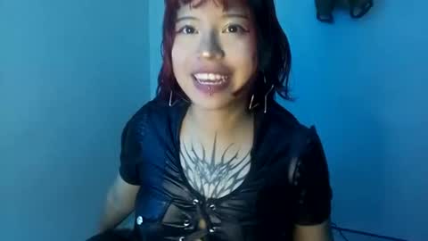 Snapshot of cherrywitchy chatting on January 29, 6:43 am Cherry online show from January 29, 6:43 am