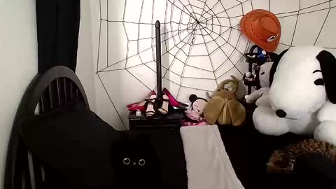 Snapshot of cherrywitchy chatting on October 15, 4:40 pm Cherry online show from October 15, 4:40 pm