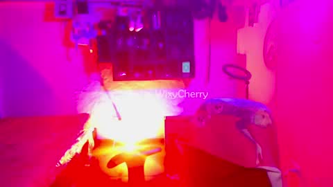 cherrywix online show from October 5, 11:02 pm