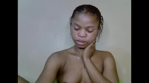 Snapshot of cherryxpussy chatting on November 16, 3:34 am cherryxpussy online show from November 16, 3:34 am