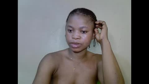 Snapshot of cherryxpussy chatting on November 16, 7:19 pm cherryxpussy online show from November 16, 7:19 pm