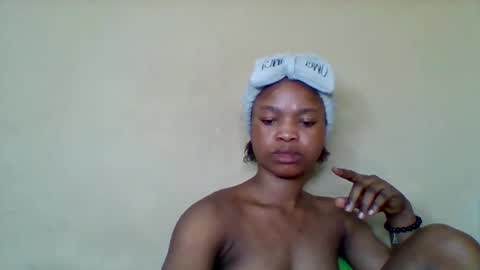 Snapshot of cherryxpussy chatting on December 1, 8:36 pm cherryxpussy online show from December 1, 8:36 pm