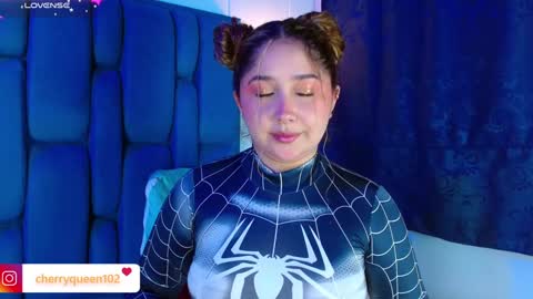 Snapshot of cherryyquen chatting on December 21, 4:46 pm Cherry Queen online show from December 21, 4:46 pm