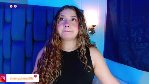 Snapshot of cherryyquen chatting on January 6, 8:07 pm Cherry Queen online show from January 6, 8:07 pm