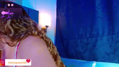 Snapshot of cherryyquen chatting on March 4, 9:00 pm Cherry Queen online show from March 4, 9:00 pm