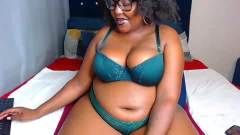 Snapshot of cherryyummy69 chatting on January 22, 8:29 am cherryyummy69 online show from January 22, 8:29 am