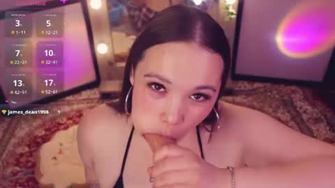 Snapshot of chery_lady22 chatting on June 14, 8:38 am Banny online show from June 14, 8:38 am