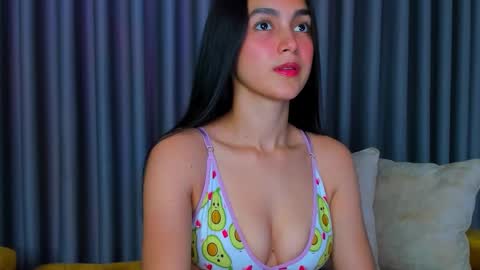 Cheryl online show from February 20, 8:20 pm