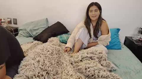 Snapshot of chesxman chatting on July 29, 4:32 am SeleneDante online show from July 29, 4:32 am