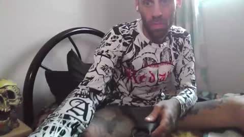 Snapshot of chev1981 chatting on November 6, 10:10 pm Chevy online show from November 6, 10:10 pm