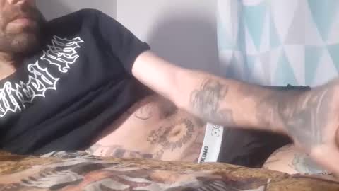 Snapshot of chev1981 chatting on December 3, 5:15 am Chevy online show from December 3, 5:15 am