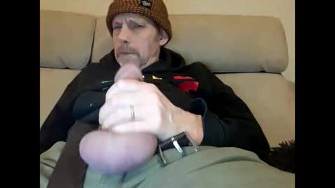 Snapshot of chevy69 chatting on January 10, 12:17 am chevy69 online show from January 10, 12:17 am