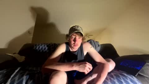 chevycamaro1978 online show from March 31, 2:46 am