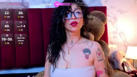 Snapshot of chiarajjones chatting on June 23, 12:47 pm CHIARA online show from June 23, 12:47 pm