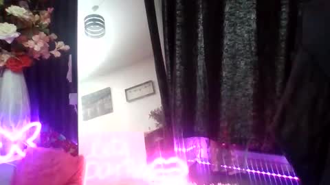 Chicababe29 online show from March 15, 8:26 pm