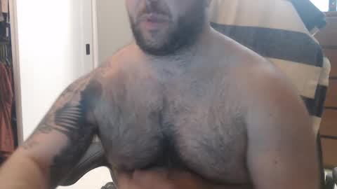 Snapshot of chicagoguy86 chatting on February 27, 4:52 am Chicagoguy86 aka Benny Cooper online show from February 27, 4:52 am