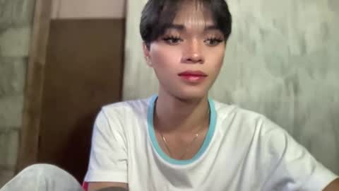 Snapshot of chichay_addams chatting on November 25, 1:38 am Addams online show from November 25, 1:38 am