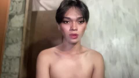 Snapshot of chichay_addams chatting on November 27, 11:01 am Addams online show from November 27, 11:01 am