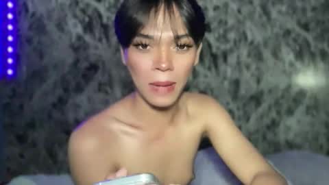 Snapshot of chichay_addams chatting on November 29, 6:16 am Addams online show from November 29, 6:16 am