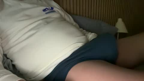 Snapshot of chiguy63v4 chatting on November 9, 2:59 pm chiguy63v4 online show from November 9, 2:59 pm