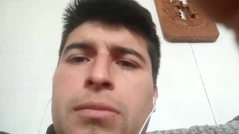 Snapshot of chilehot28 chatting on December 15, 9:41 pm chilehot28 online show from December 15, 9:41 pm